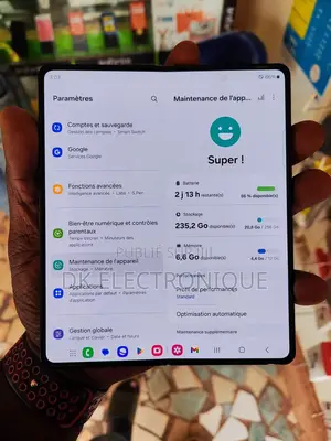 New Samsung Galaxy Z Fold4 256 GB Blue