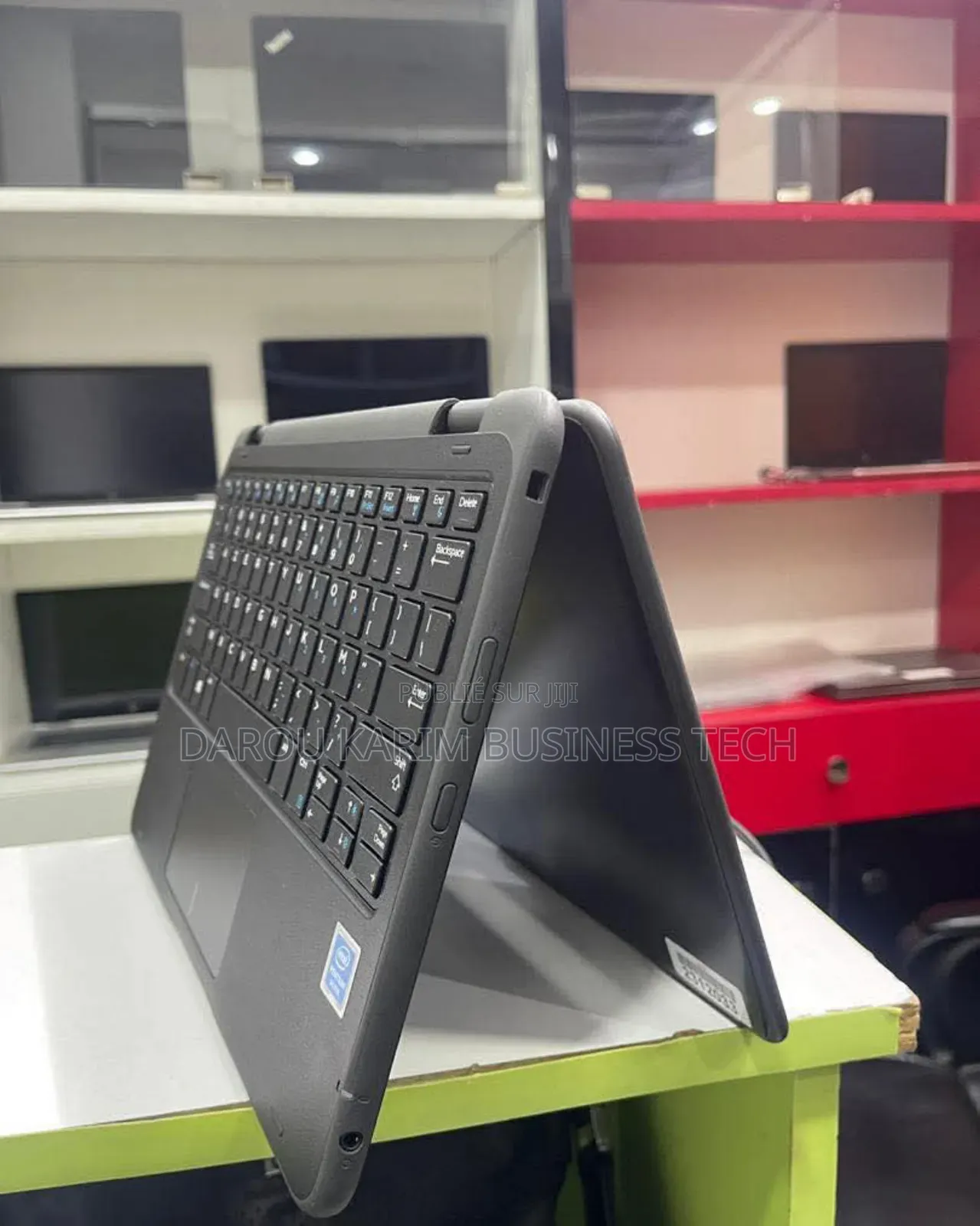 New Ordinateur Portable Dell Latitude 3189 4GB Intel Celeron SSD 256GB