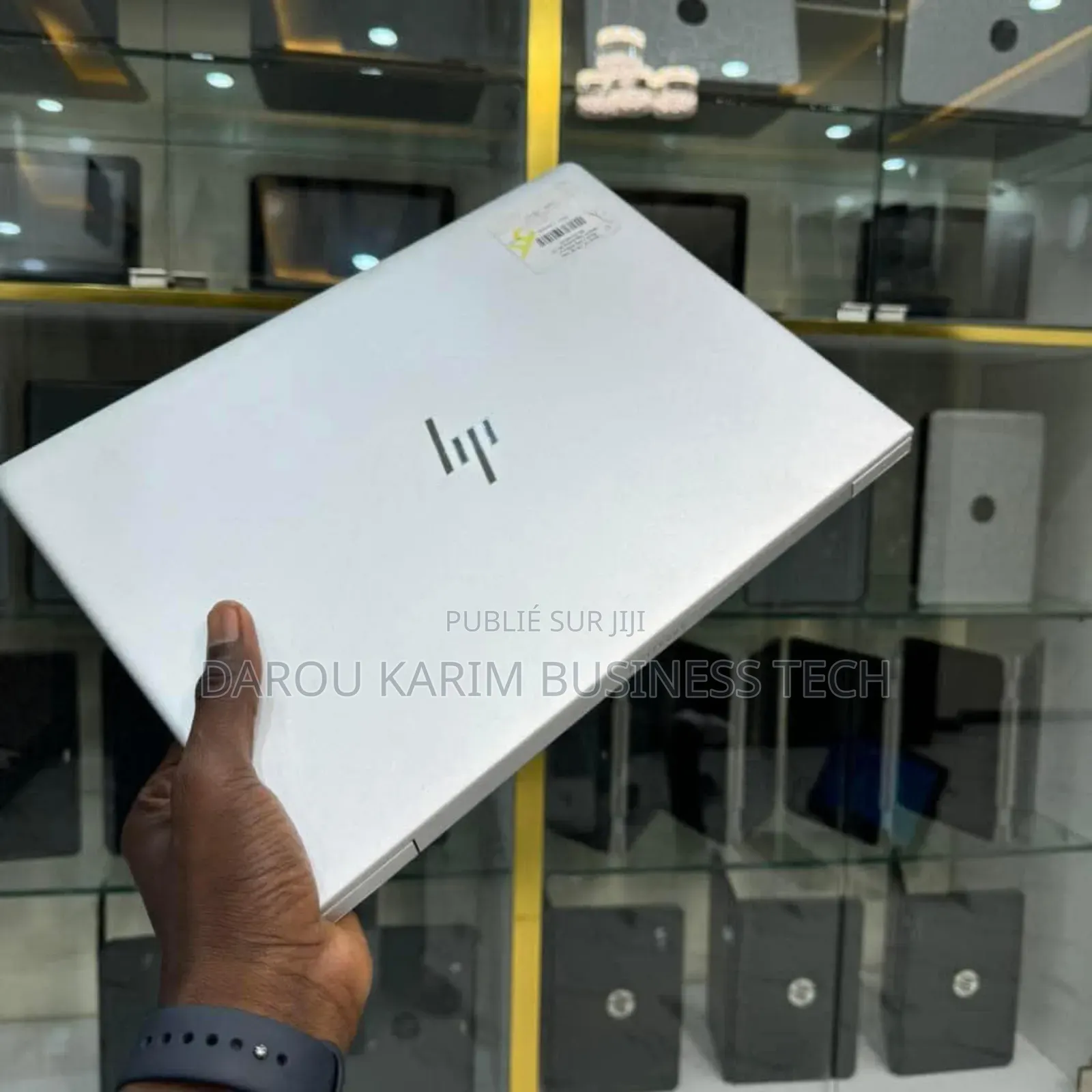 New Ordinateur Portable HP MT44 8GB AMD Ryzen 3 SSD 256GB