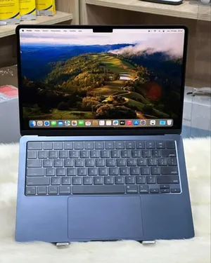 New Apple MacBook Air 2024 M3 13-Inch 16GB Apple M3 SSD 512GB