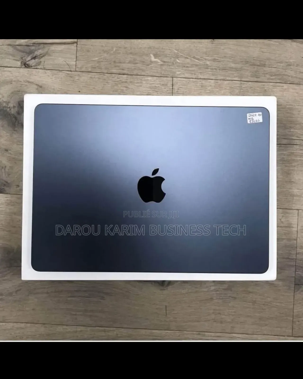 New Apple MacBook Air 2024 M3 13-Inch 16GB Apple M3 SSD 512GB