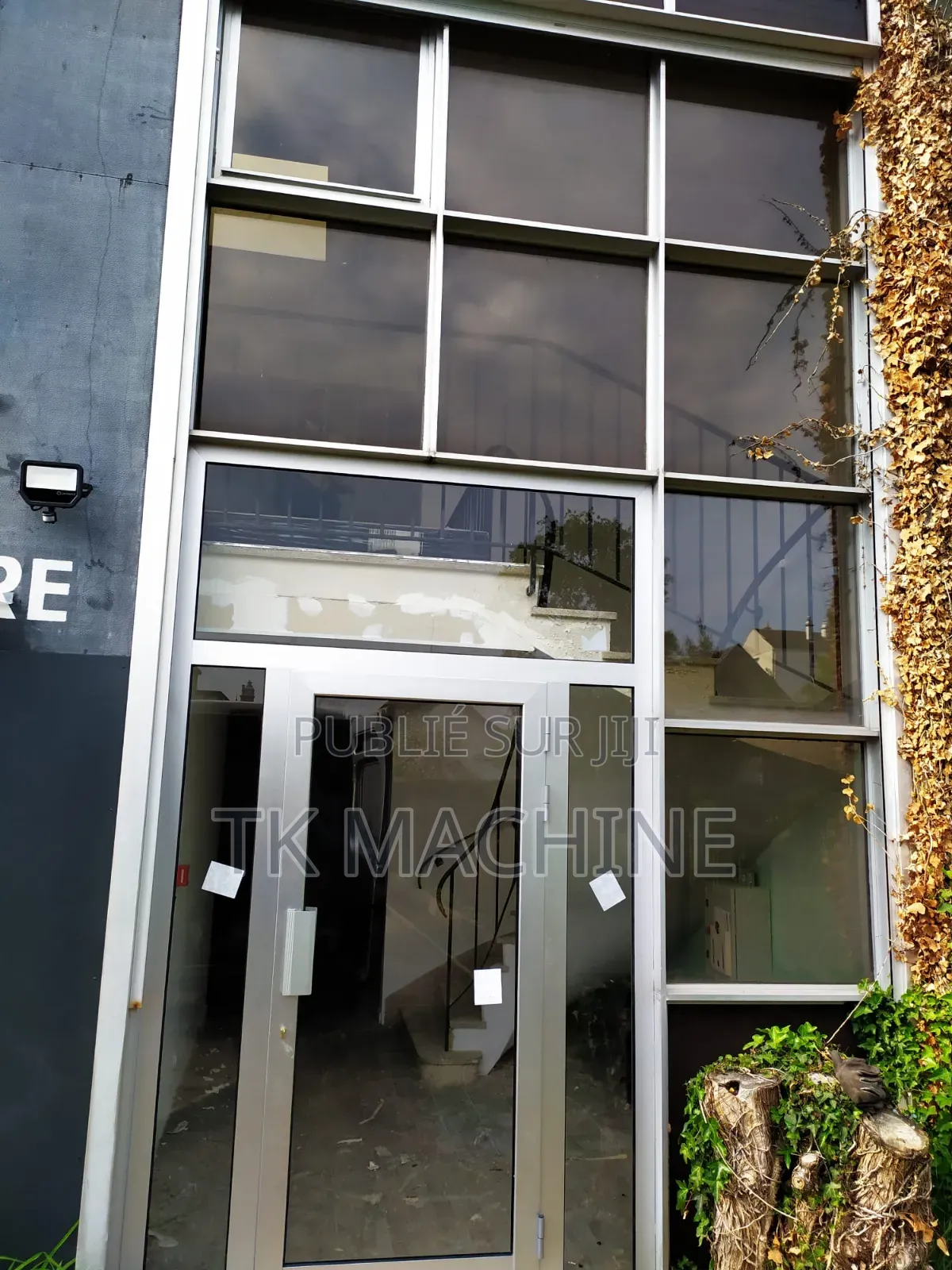 Matériel De Camber Et De Salon