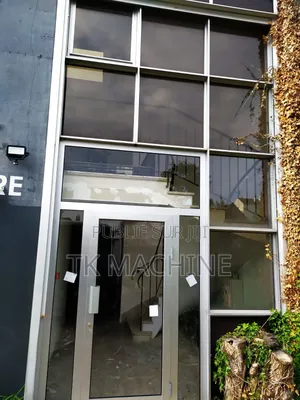 Matériel De Camber Et De Salon