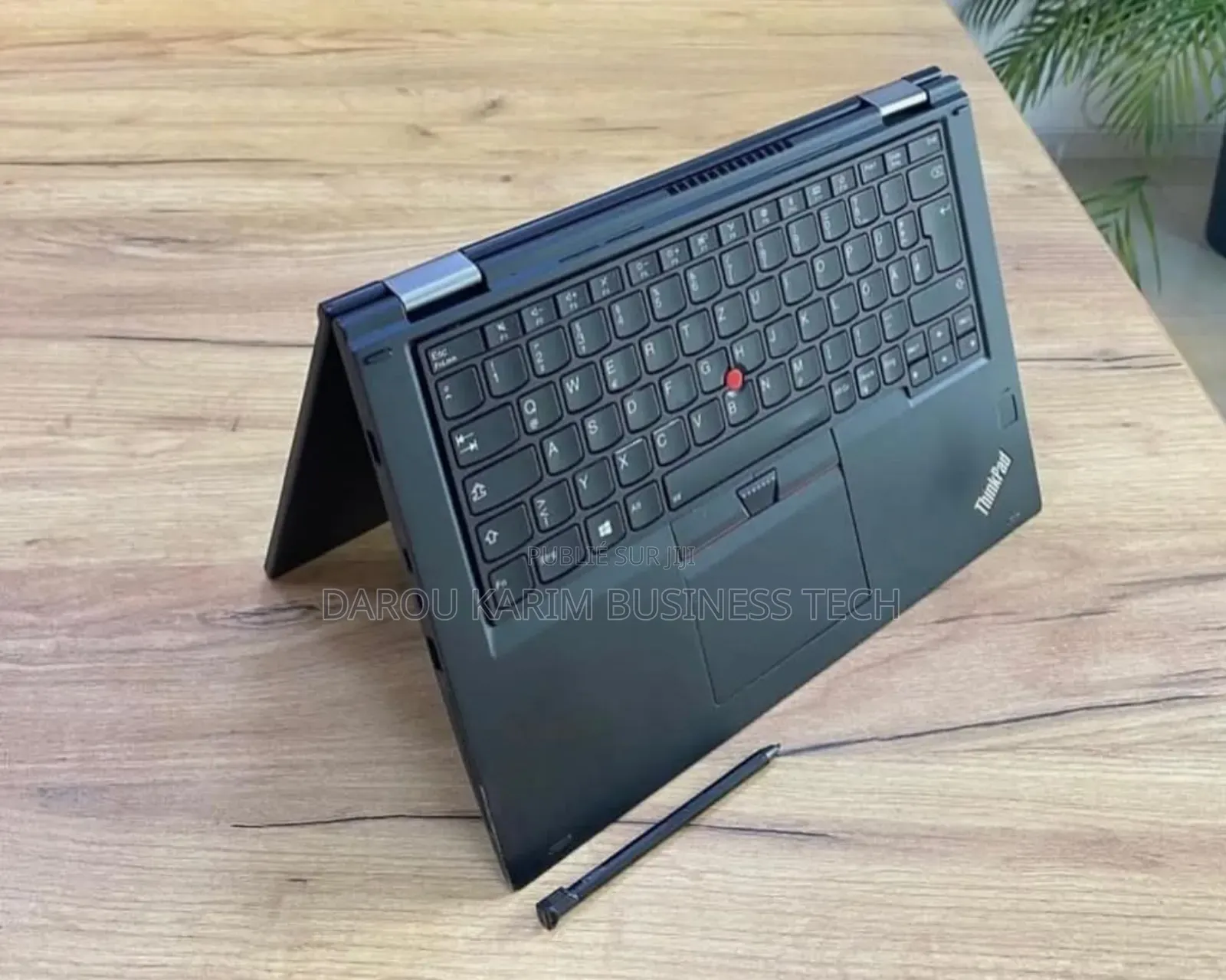 New Lenovo ThinkPad Yoga 370 8GB Intel Core I5 SSD 256GB