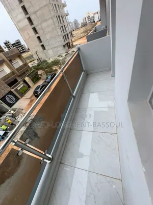 2chbre Appartement dans , Almadies à Louer