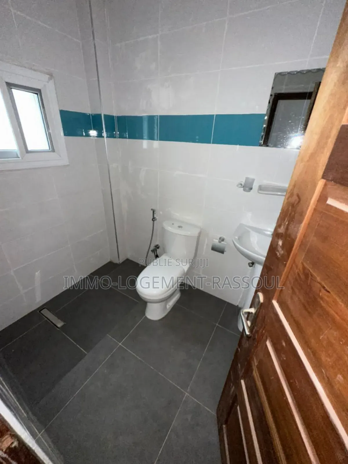 2chbre Appartement dans , Almadies à Louer