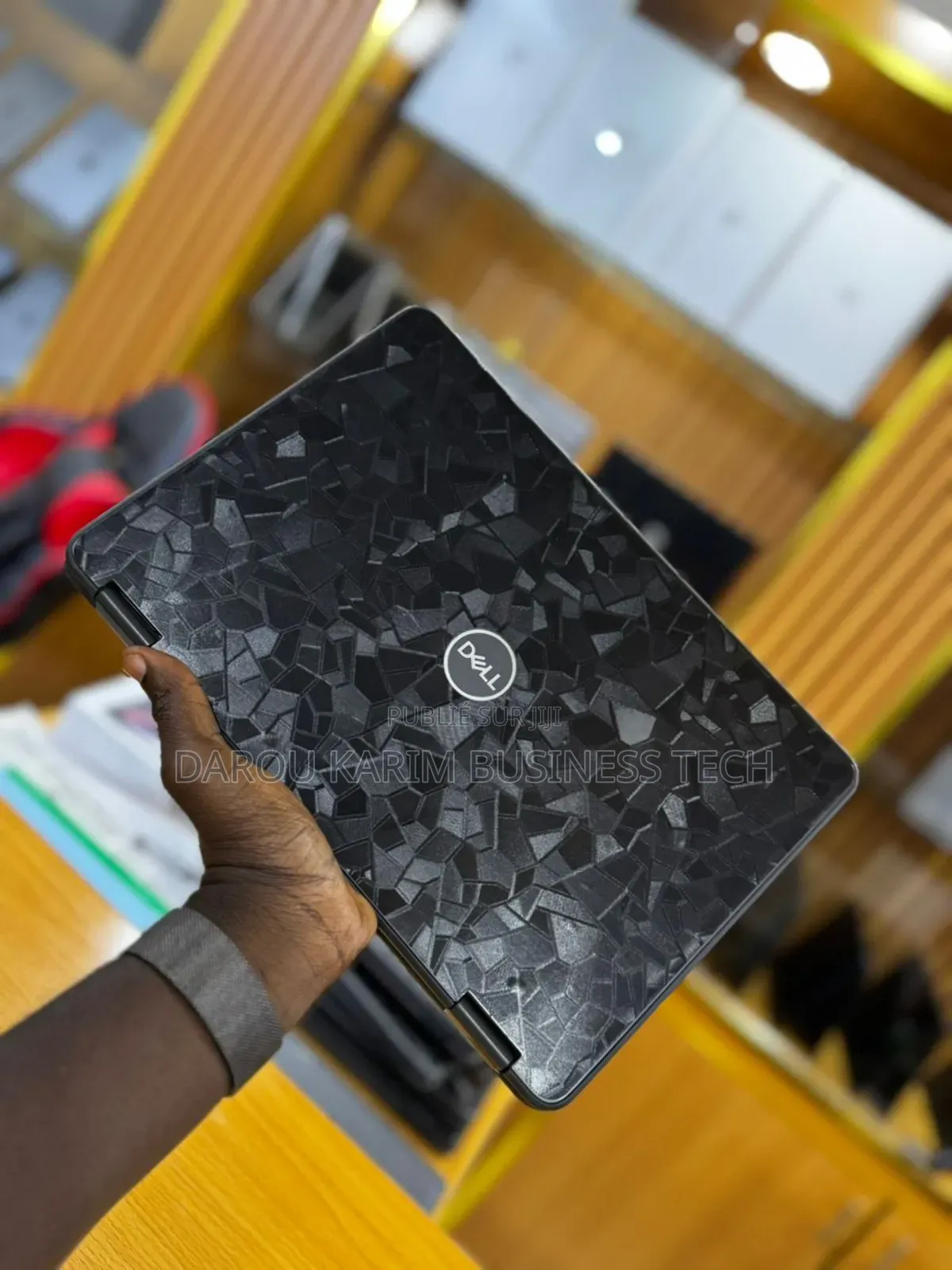 New Ordinateur Portable Dell Latitude 3180 4GB Intel Celeron SSD 320GB