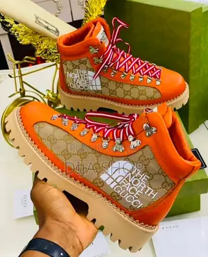 Guggi X the North Face Guggi Disponible 40;41;42;43;44,45