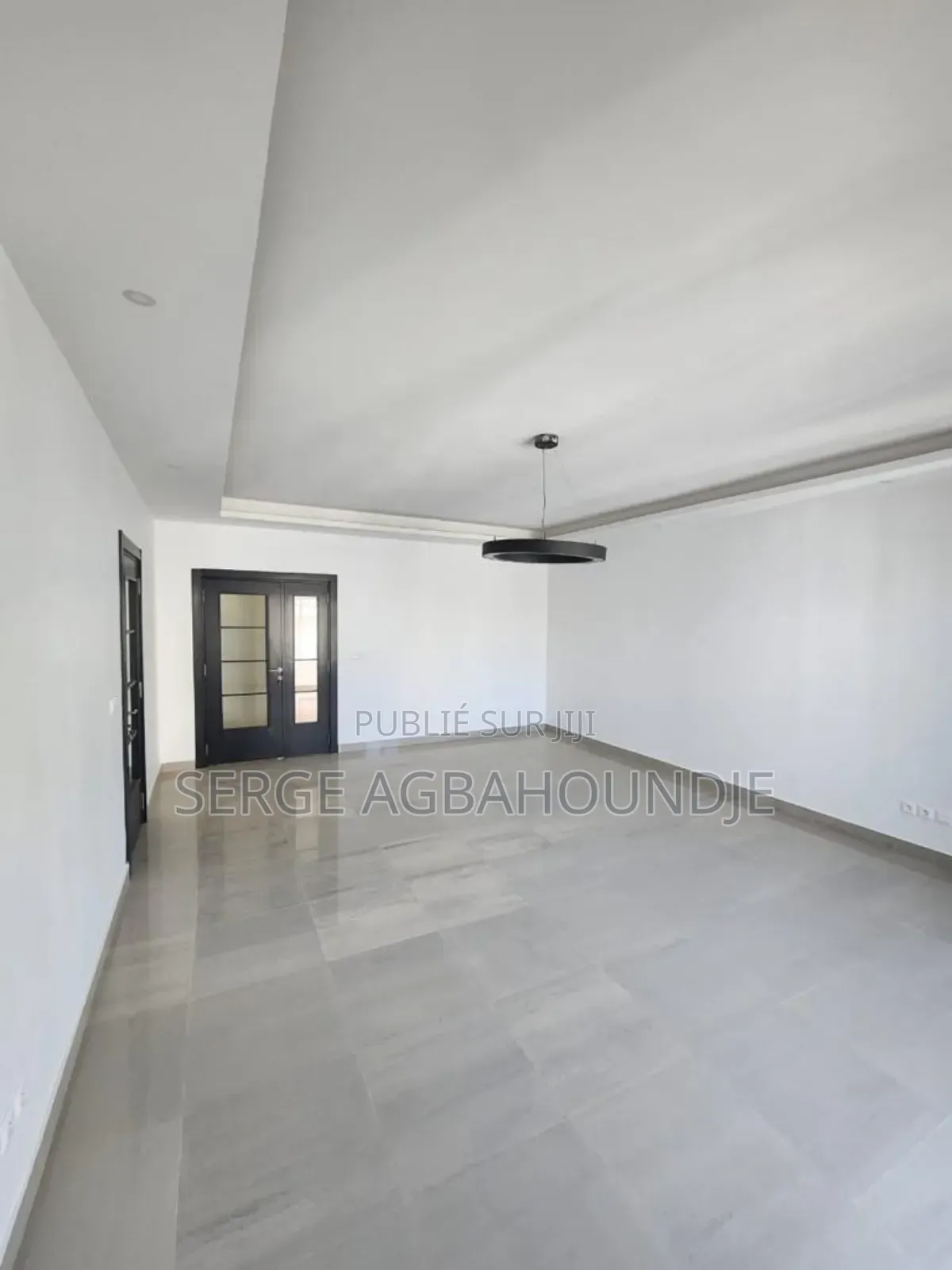 4chbre Appartement dans Appartement F4 À, Almadies à Louer