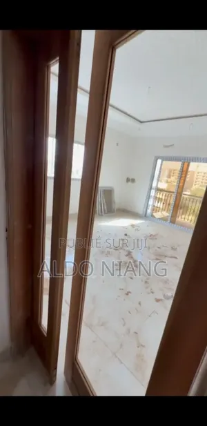 2chbre Appartement dans Limaldo Immo, Dieuppeul-Derklé à Louer