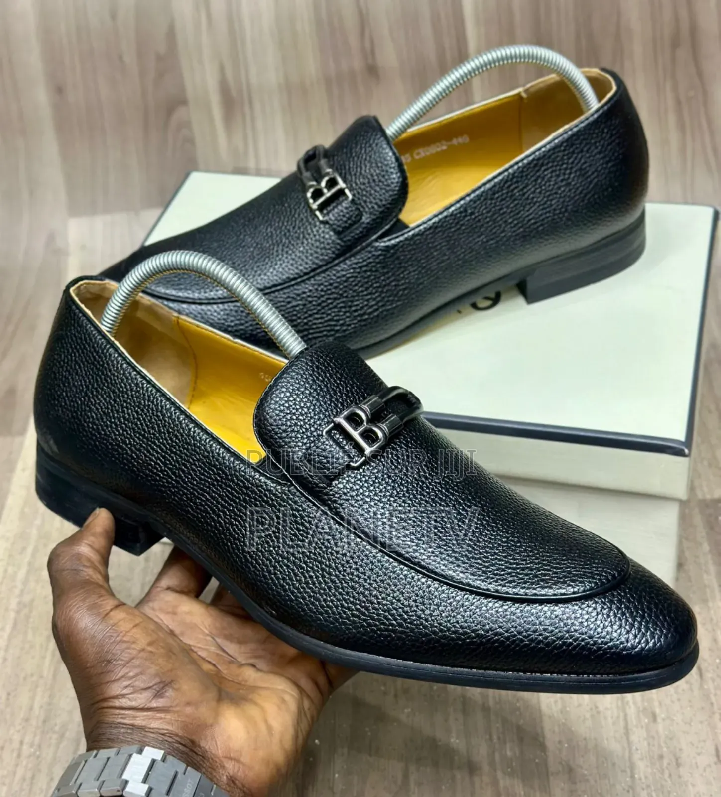 Chaussures en Cuir Italien Disponible TDS