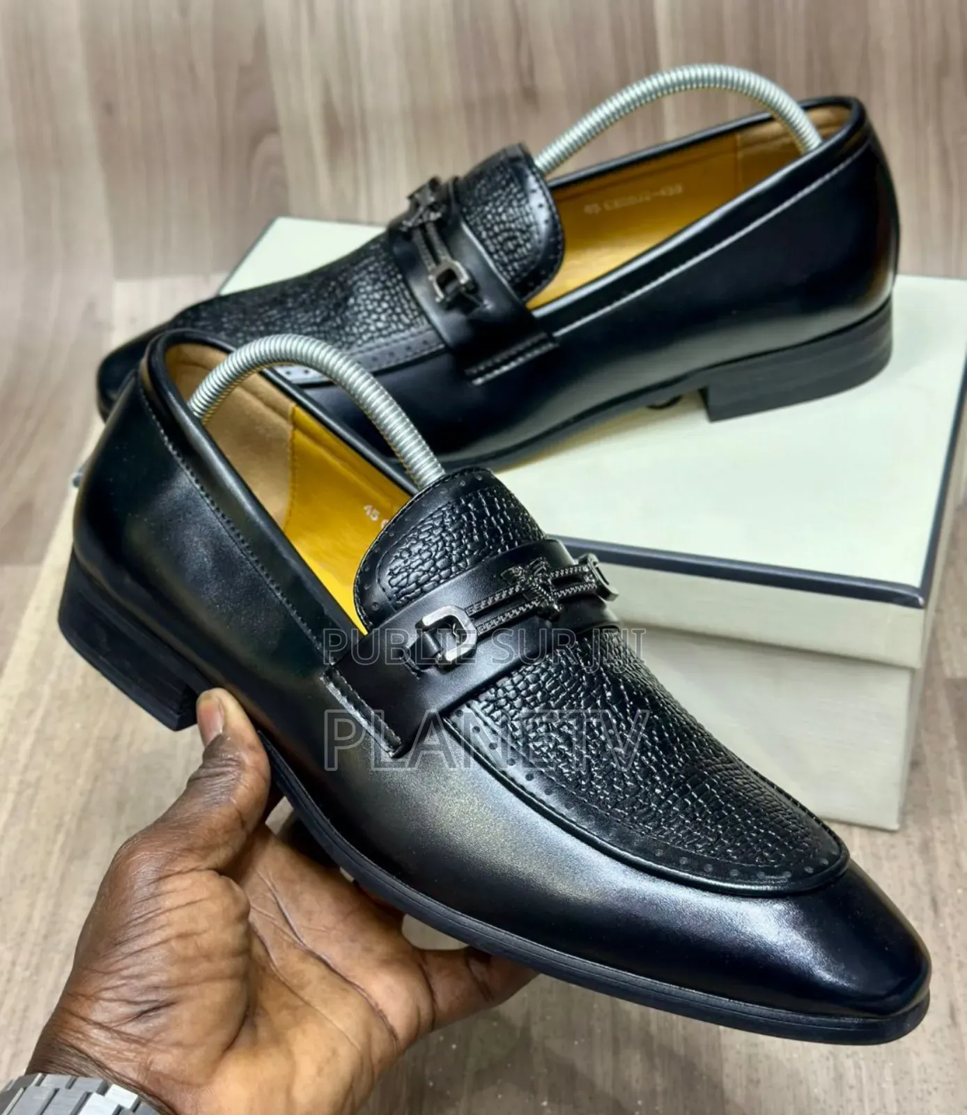 Chaussures en Cuir Italien Disponible TDS