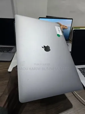 New Apple MacBook Pro 2019 16GB Intel Core I7 SSD 512GB