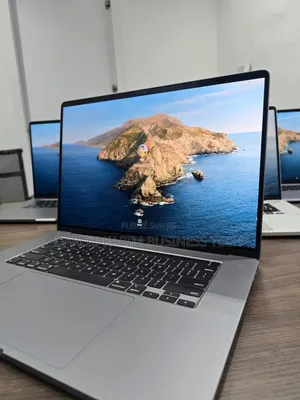 New Apple MacBook Pro 2019 16GB Intel Core I7 SSD 512GB