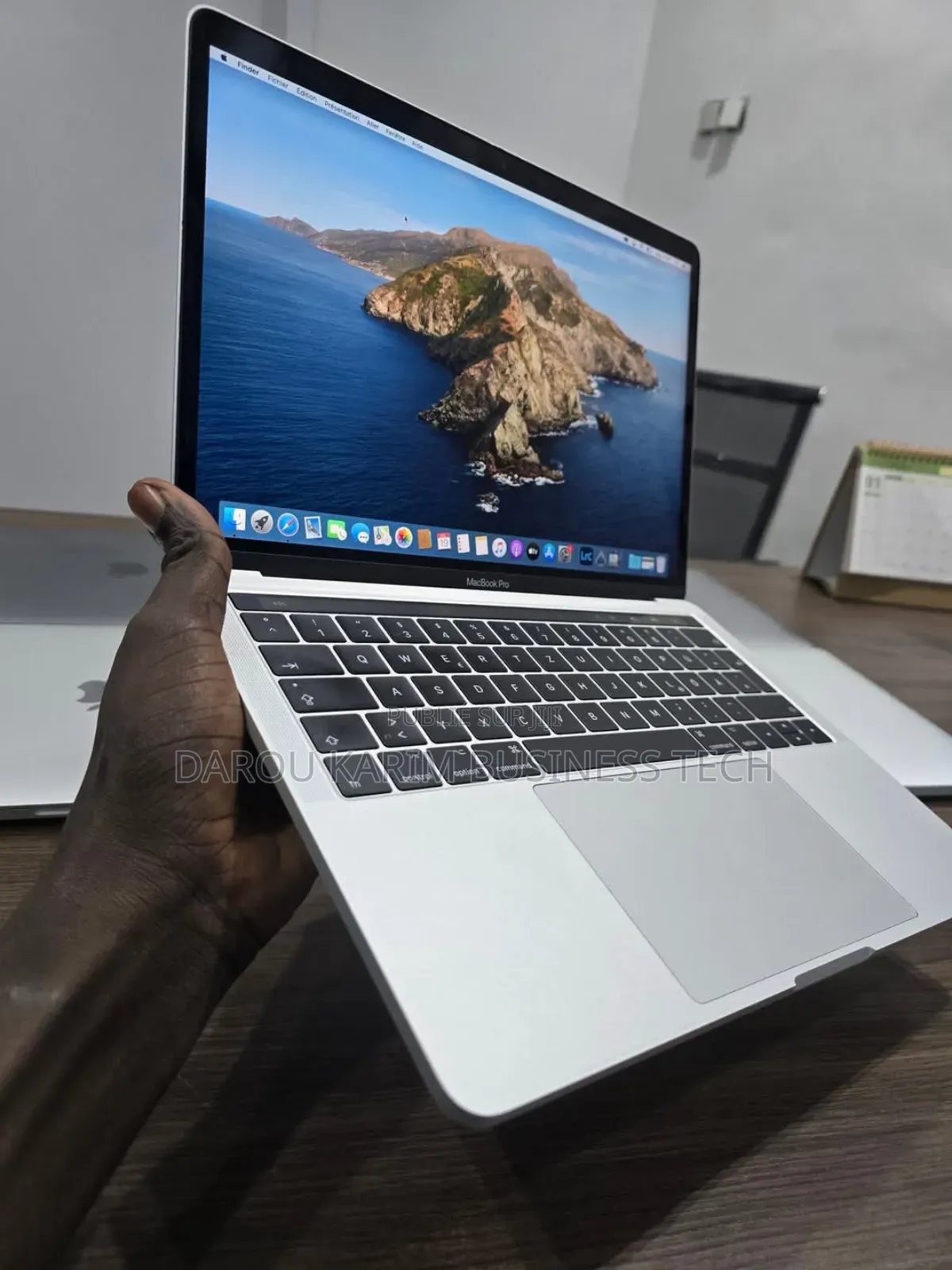 New Apple MacBook Pro 2017 16GB Intel Core I5 SSD 512GB