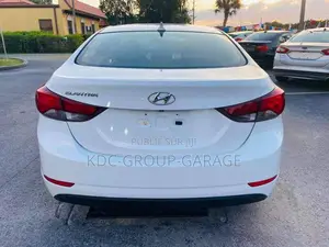 Hyundai Elantra 2015 Blanc