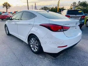 Hyundai Elantra 2015 Blanc