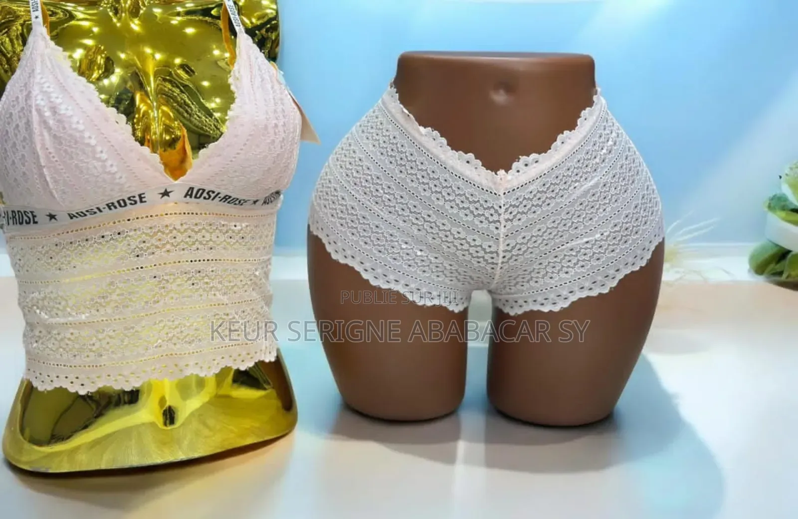 Ensemble Dentelle Très Doux