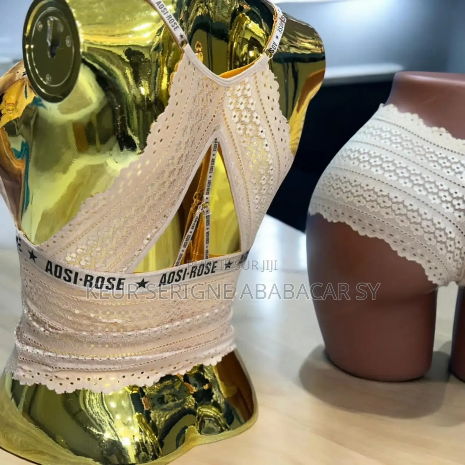 Ensemble Dentelle Très Doux