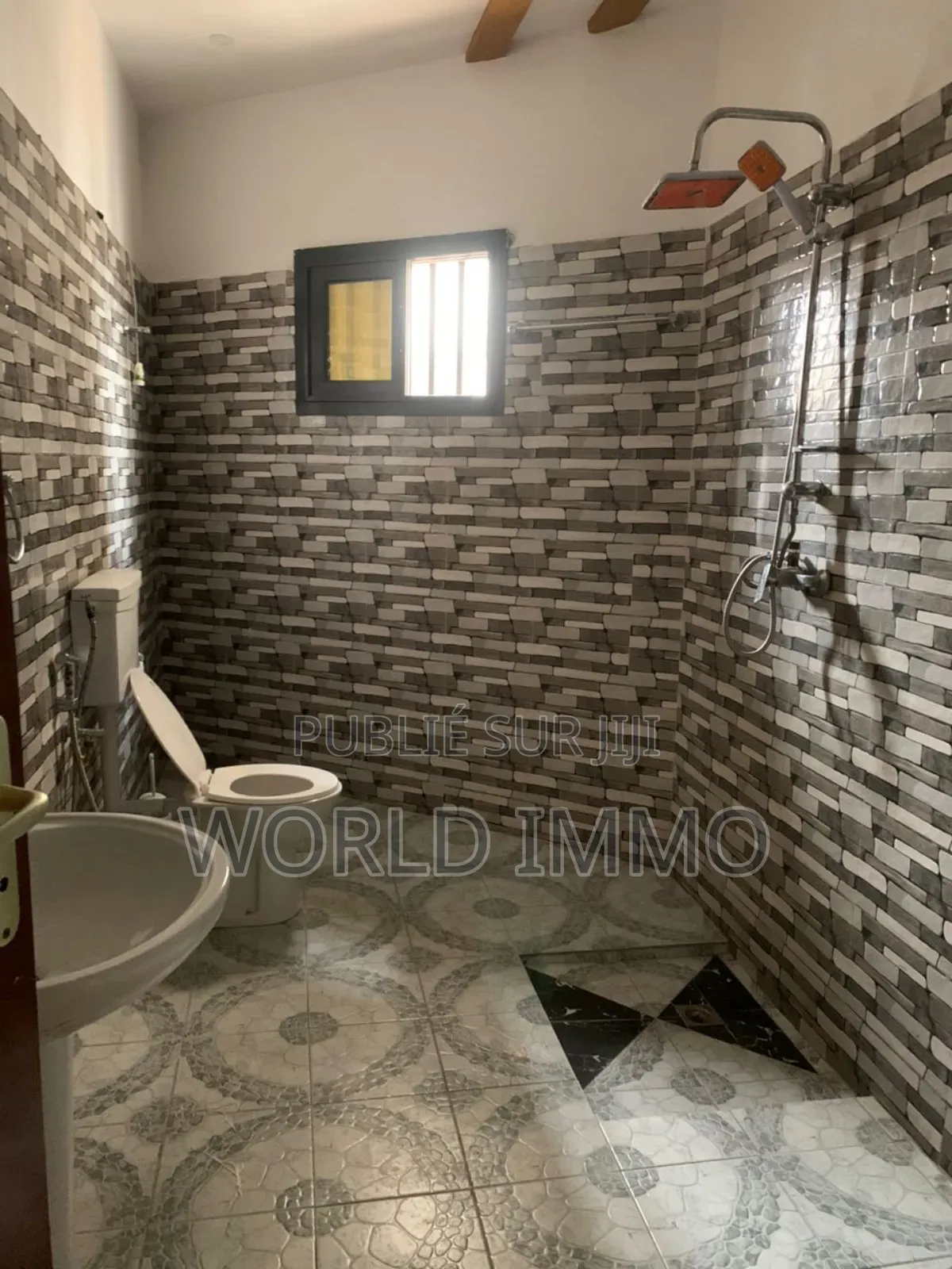 1chbre Appartement dans L'Envi, Almadies à Louer