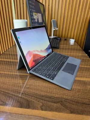Microsoft Surface Pro 5 8GB Intel Core I5 SSD 256GB