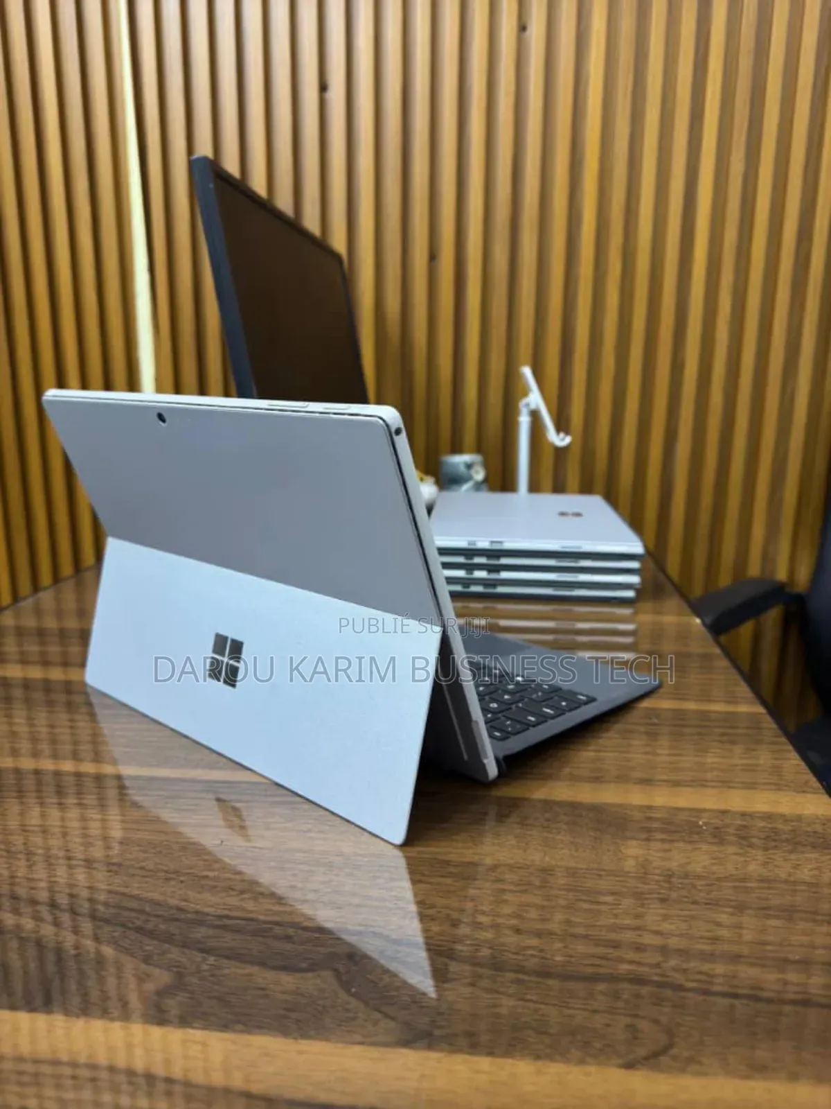 Microsoft Surface Pro 5 8GB Intel Core I5 SSD 256GB