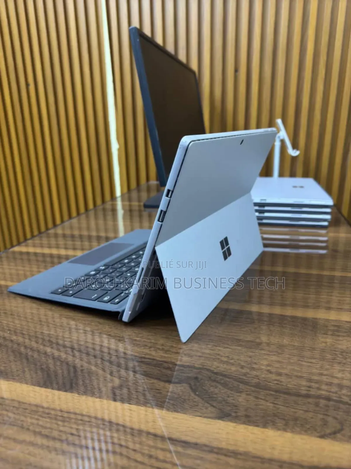 Microsoft Surface Pro 5 8GB Intel Core I5 SSD 256GB