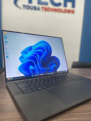 Photo - New Ordinateur Portable Dell XPS 15 16GB Intel Core I7 SSD 512GB