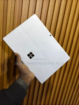 New Microsoft Surface Pro 5 16GB Intel Core I7 SSD 512GB