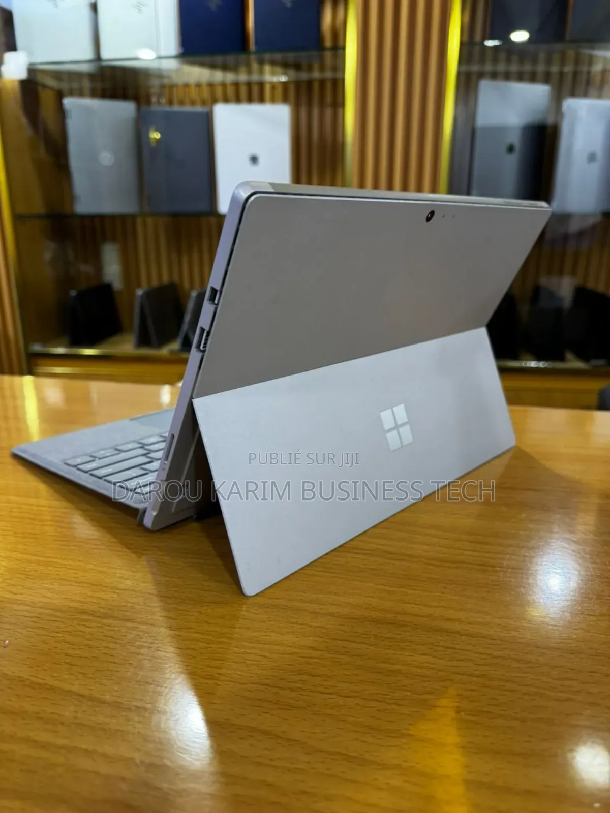 New Microsoft Surface Pro 5 16GB Intel Core I7 SSD 512GB