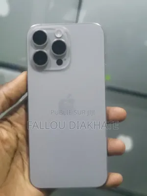 New Pomme iPhone 15 Pro Max 256 GB Autre