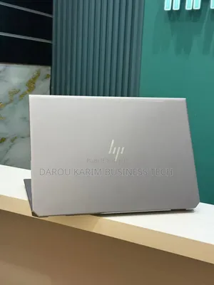 New HP ZBook Studio G5 32GB Intel Core I9 SSD 512GB