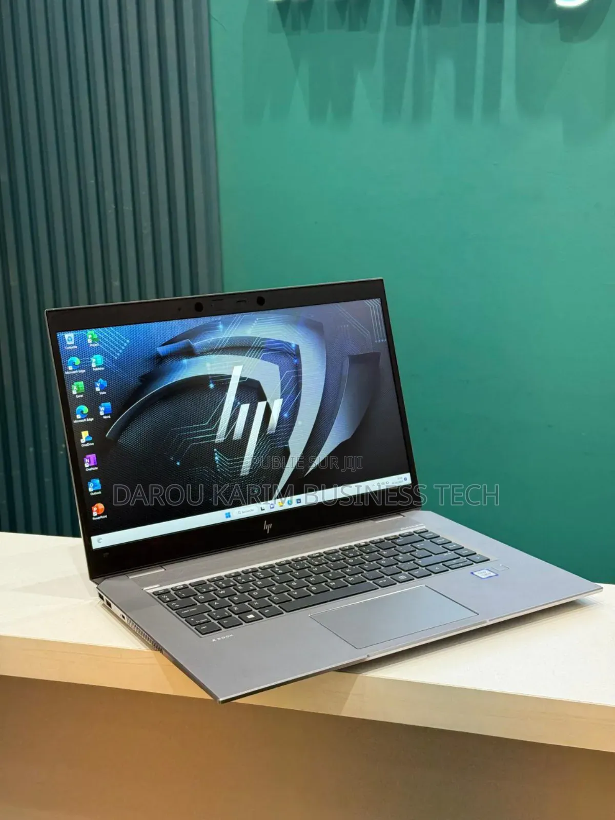 New HP ZBook Studio G5 32GB Intel Core I9 SSD 512GB