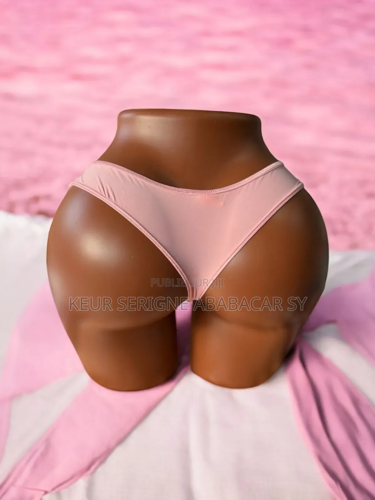 Sexy Slips Dentelles * *Calvin Klean* (C.K) ,