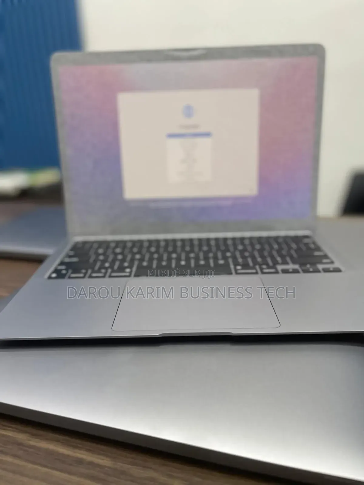 New Apple MacBook Air 2020 M1 8GB Apple M1 SSD 256GB
