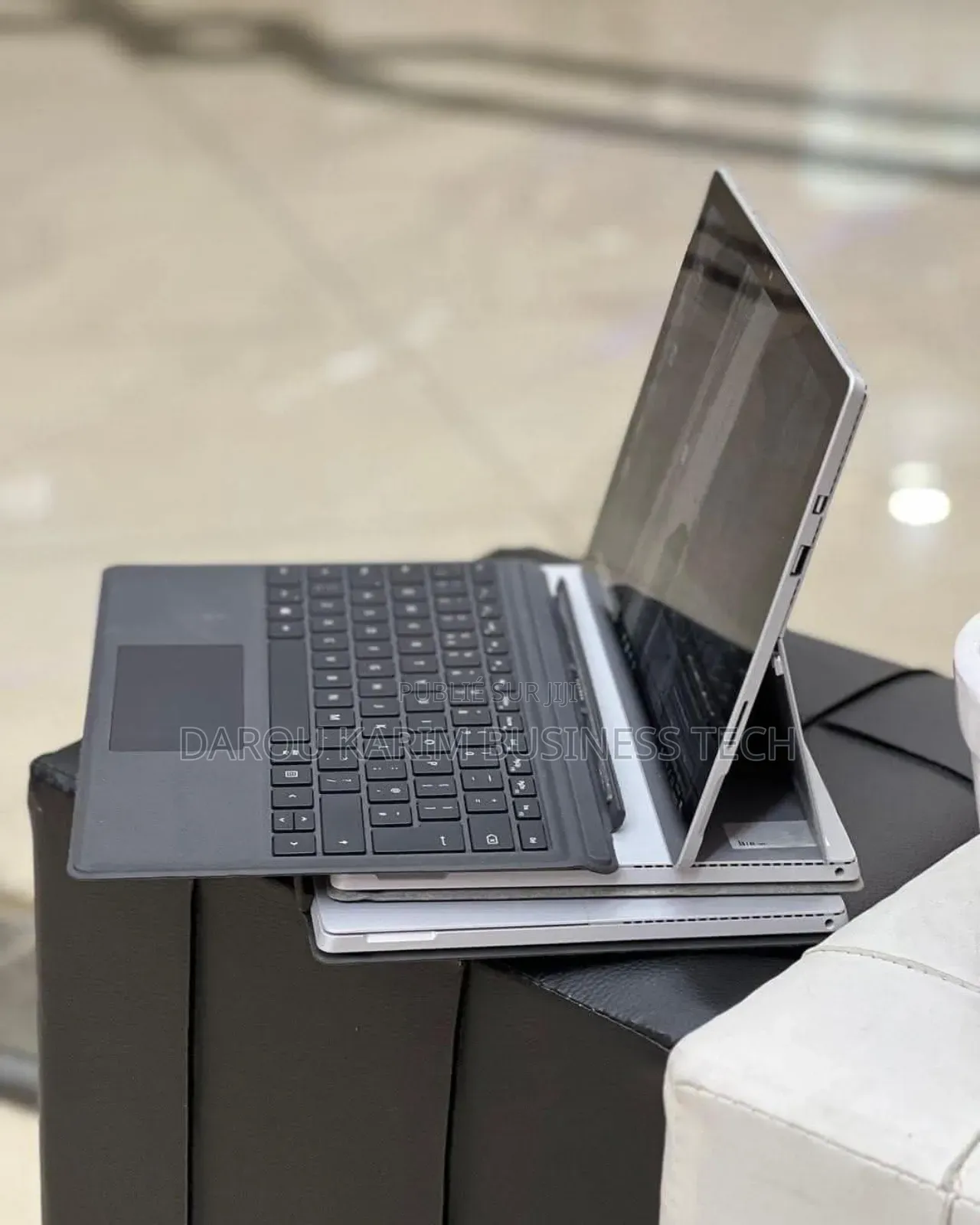 New Microsoft Surface Pro 5 8GB Intel Core I5 SSD 256GB