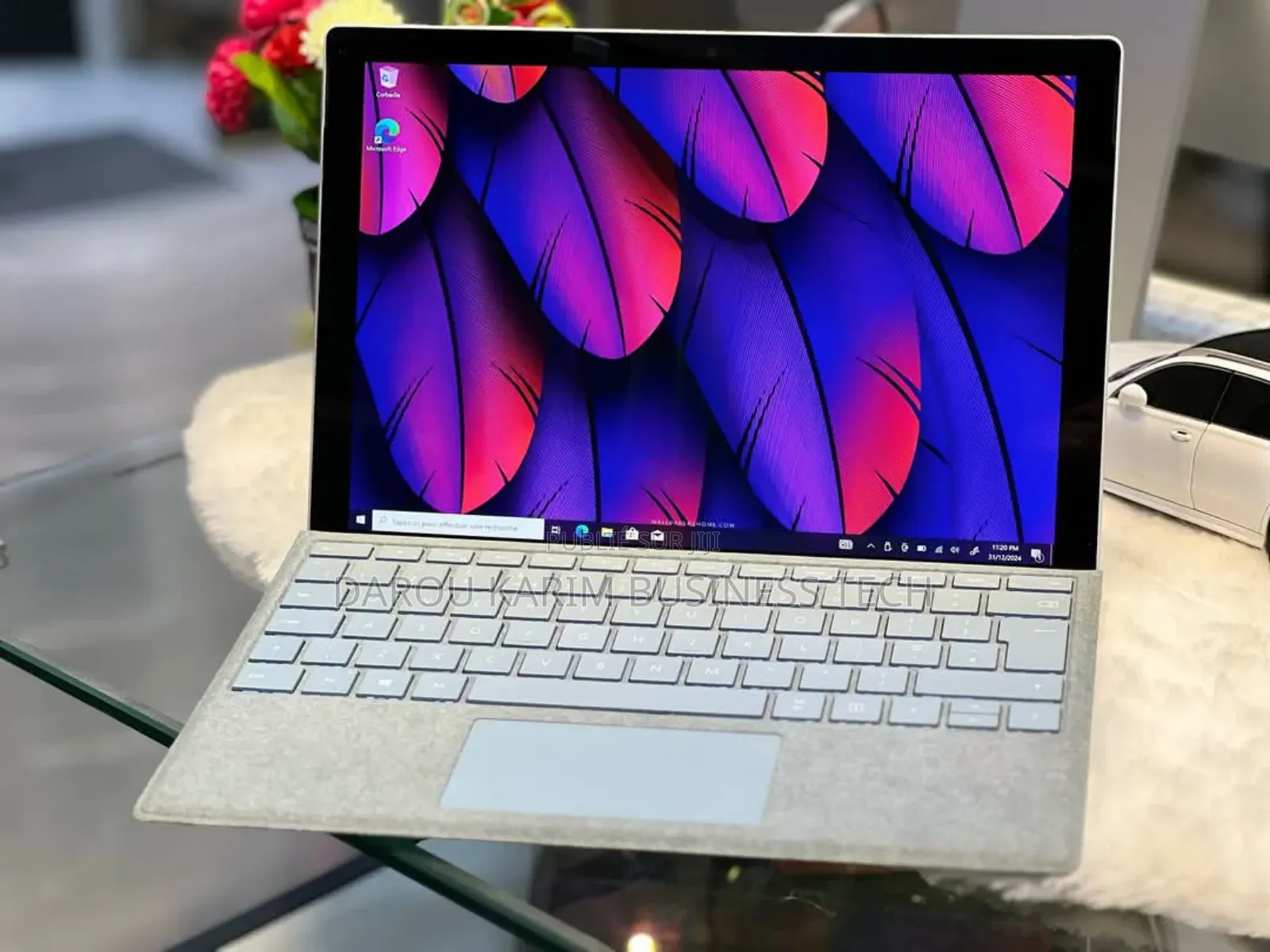 New Microsoft Surface Pro 5 8GB Intel Core I5 SSD 256GB