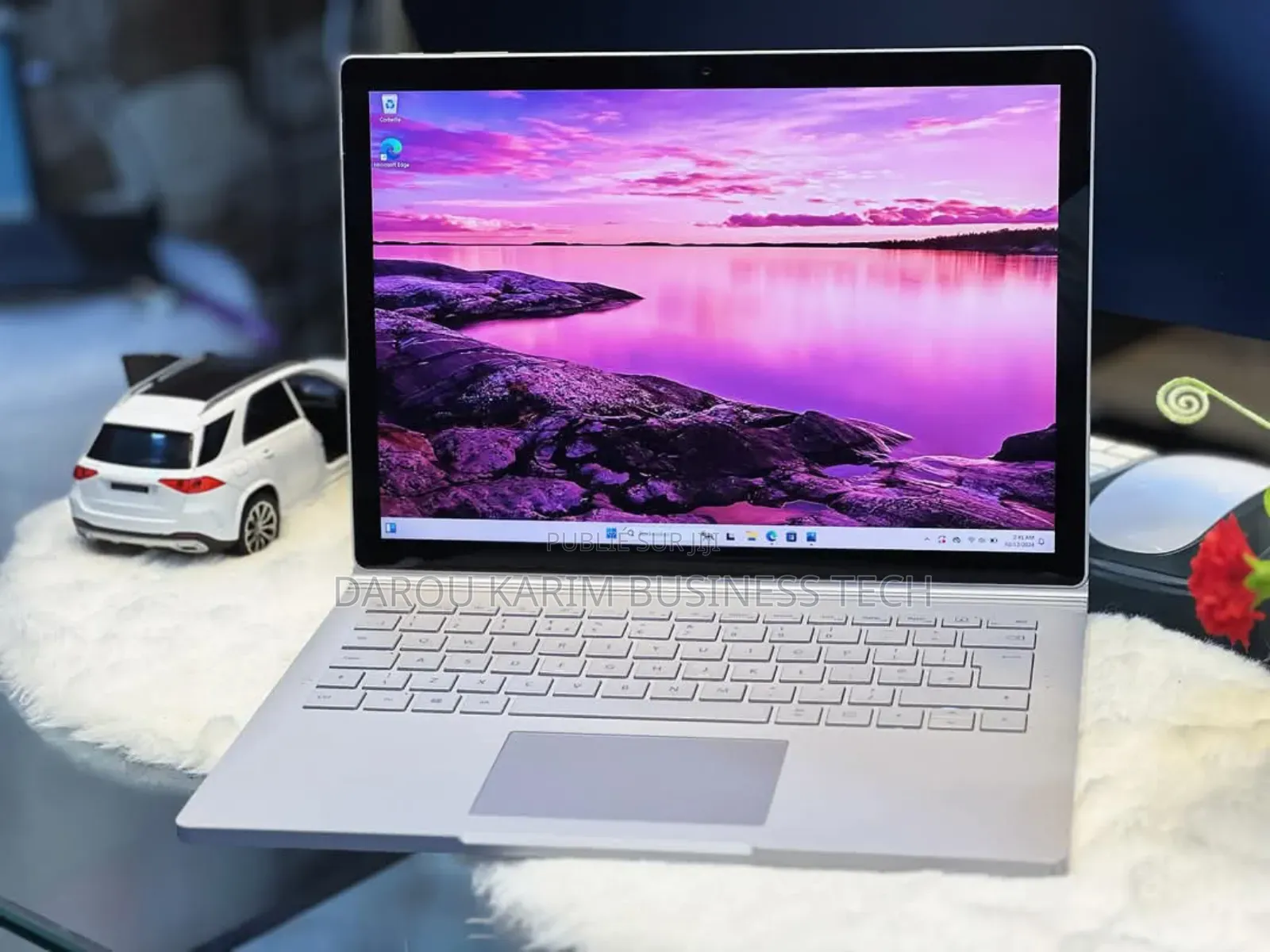 New Microsoft Surface Book 8GB Intel Core I7 SSD 256GB