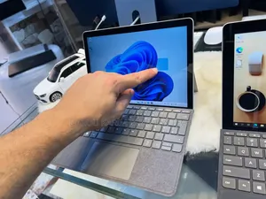 New Microsoft Surface Go 2 8GB Intel Core M SSD 128GB