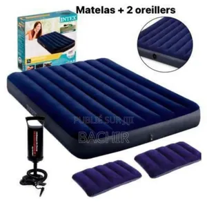 Photo - Matelas Gonflables 3 Places Plus Deux Oreilles Et Un Pompe