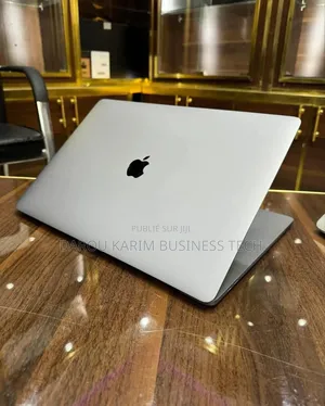 New Apple MacBook Pro 2018 16GB Intel Core I7 SSD 512GB