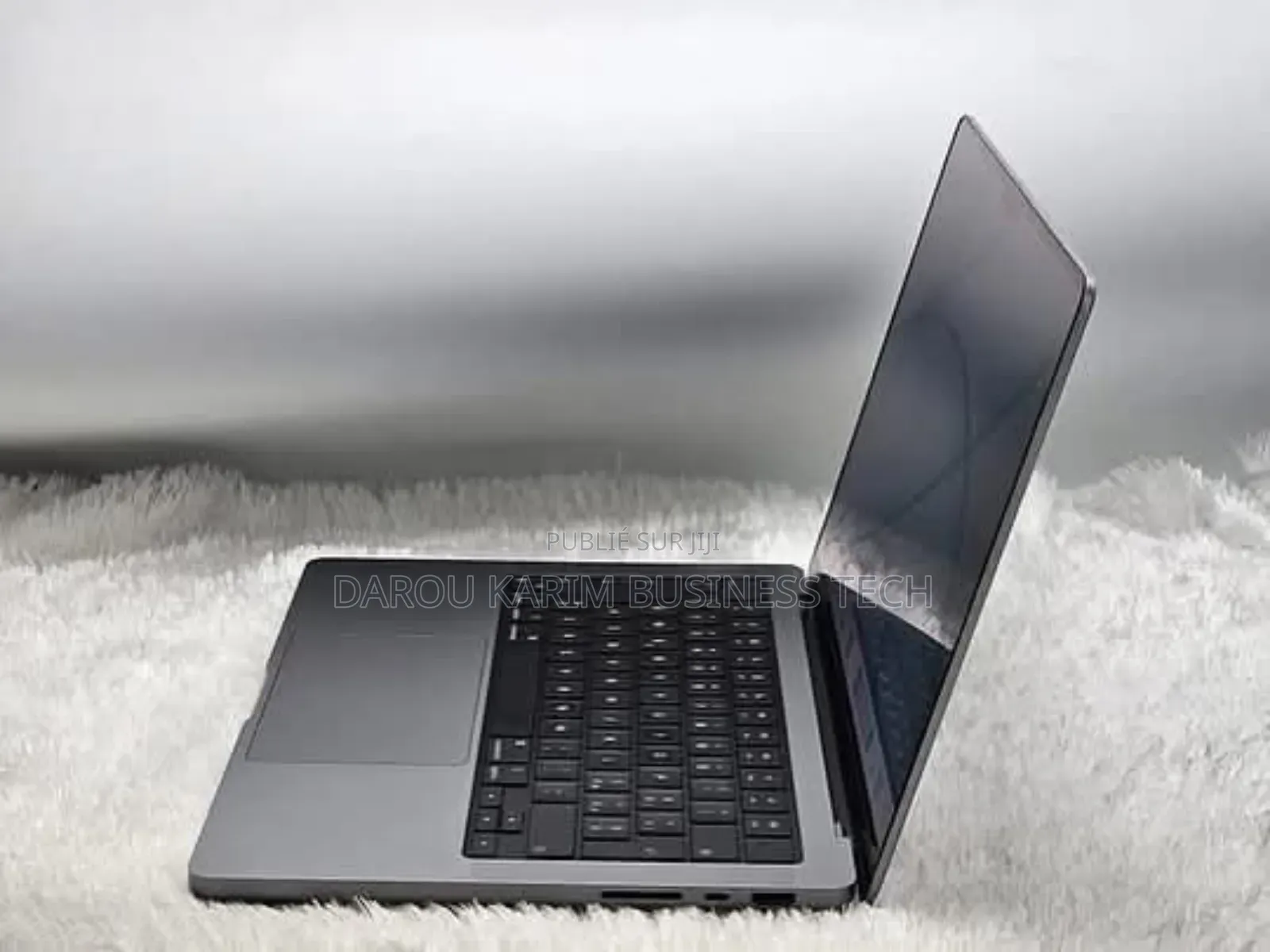 New Ordinateur Portable Apple MacBook Pro 2021 M1 16GB Apple M1 SSD 1T