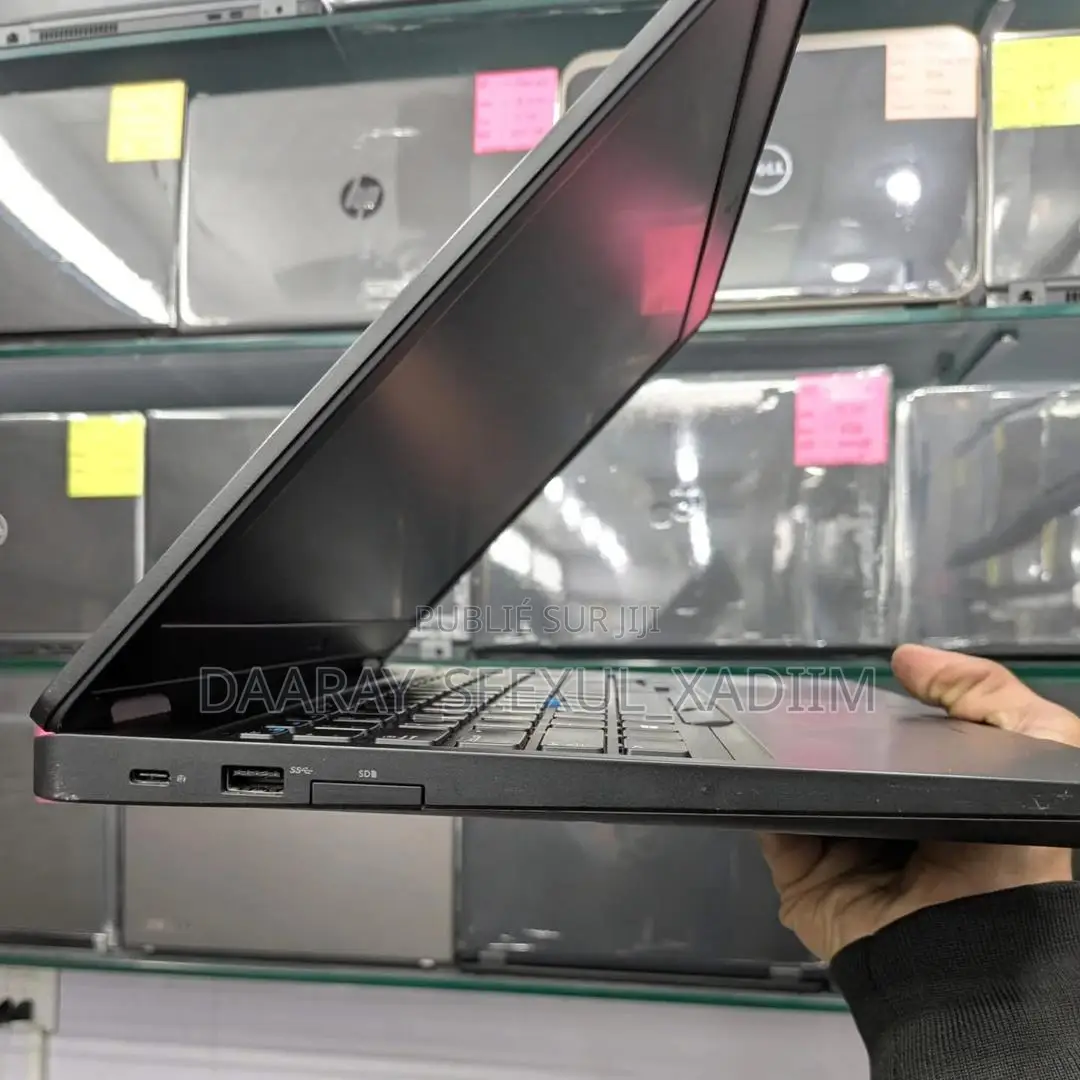 Ordinateur Portable Dell Latitude 5590 8GB Intel Core I5 SSD 256GB