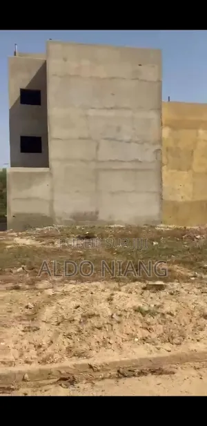 Un Terrain À Vendre Une Belle Offre