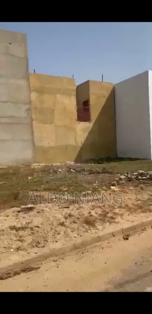 Un Terrain À Vendre Une Belle Offre