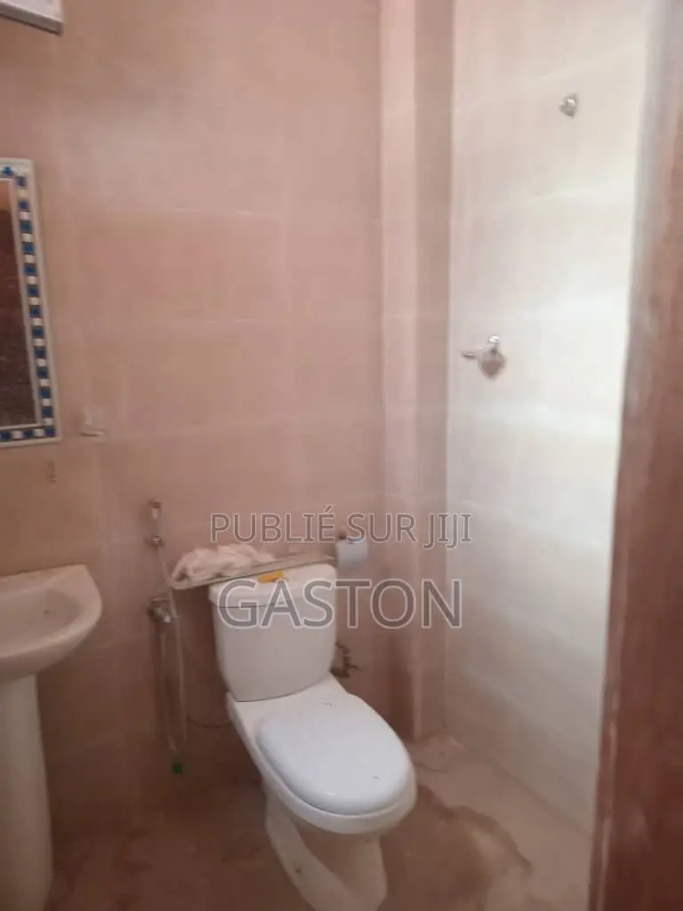 4chbre Maison dans Katos Immo, Bambylor à Louer