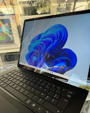 New Microsoft Surface Laptop 5 16GB Intel Core I7 SSD 512GB