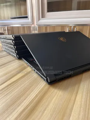 New MSI GS65 Stealth Thin 8RE 32GB Intel Core I7 SSD 1T