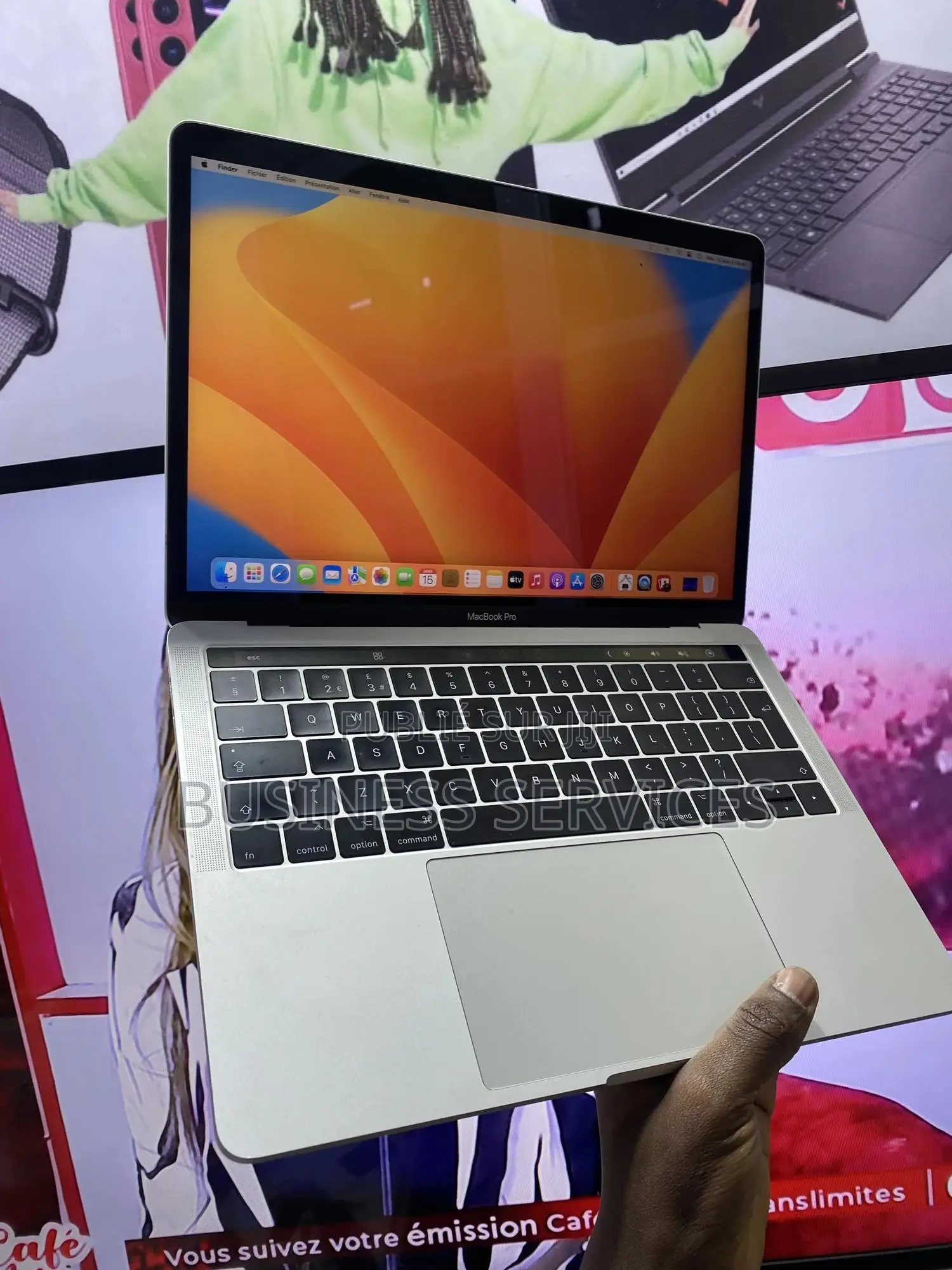 New Apple MacBook Pro 2017 16GB Intel Core I5 SSD 512GB