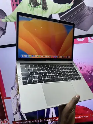 New Apple MacBook Pro 2017 16GB Intel Core I5 SSD 512GB